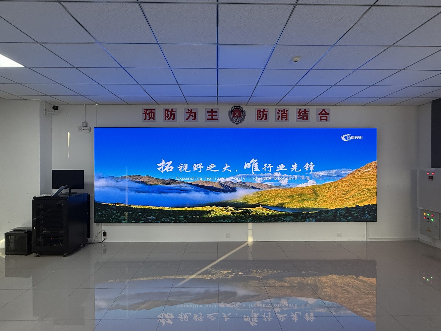 吉利汽车显示屏项目现场图片